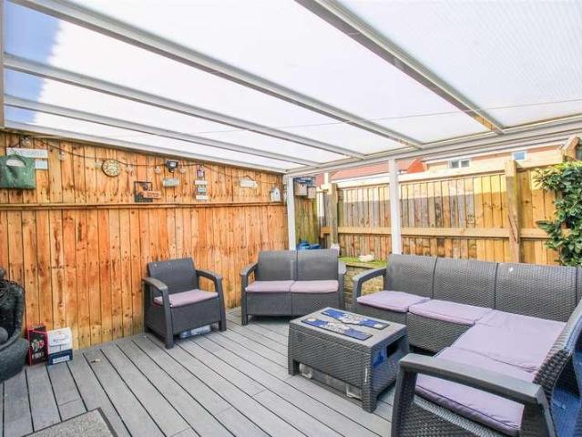 House for sale in Wakefield, New Crofton