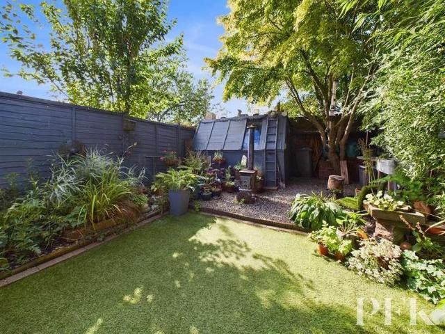 House for sale in Fell Lane