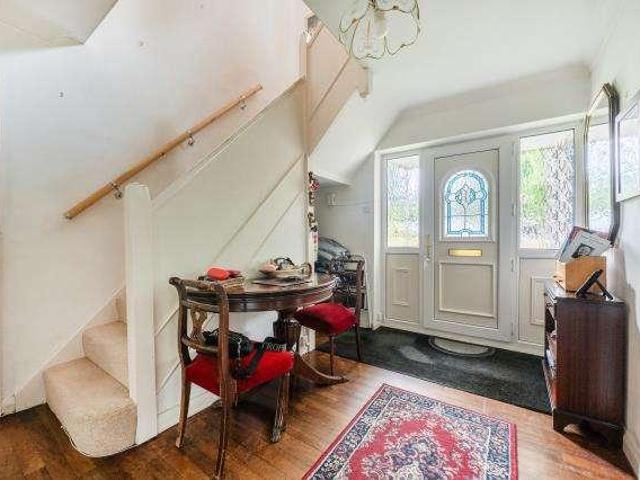 House for sale in Old Dean, Heol-las
