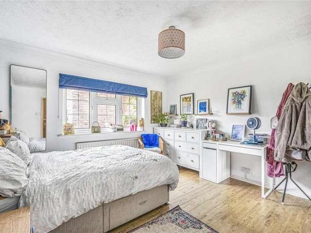 House for sale in Bolton Low Houses, Hampshire