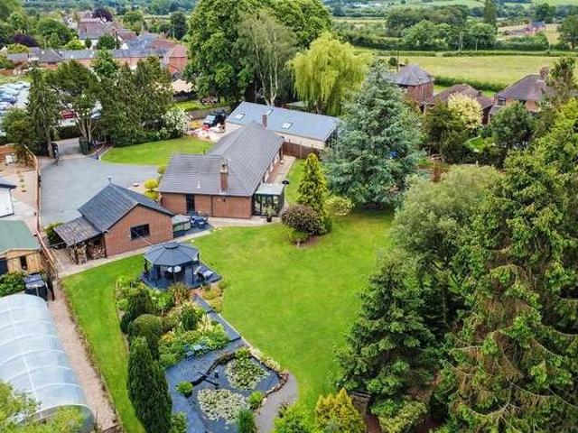 House for sale in Caldermill, East Midlands
