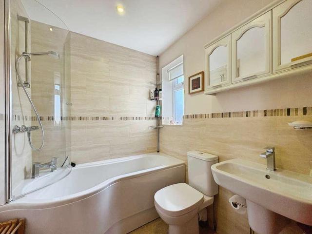 House for sale in Webbs Heath, Siston