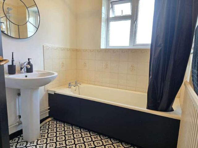 House for sale in Brentingby, Leicestershire
