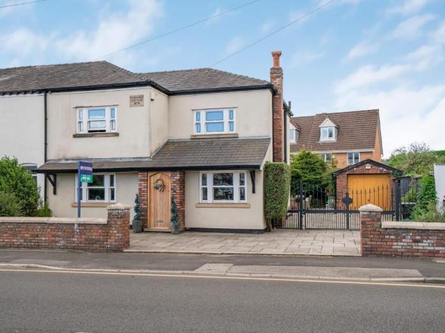 House for sale in Lowton Common, Wigan