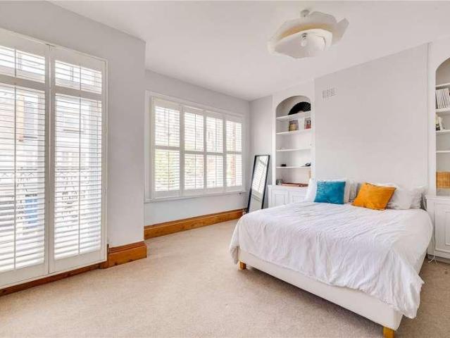 House for sale in Fulham, Greater London