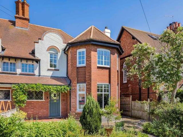 House for sale in Stonehouse, School House