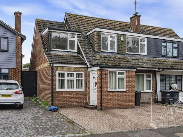 House for sale in Springhead, Gravesham