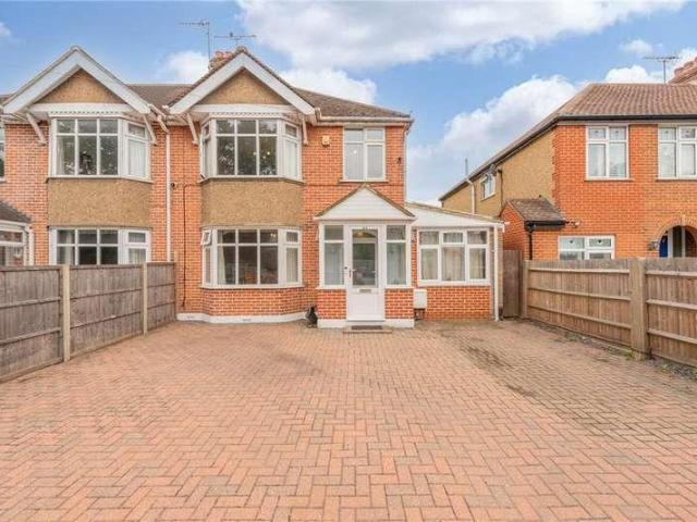 House for sale in Clewer Village, Windsor