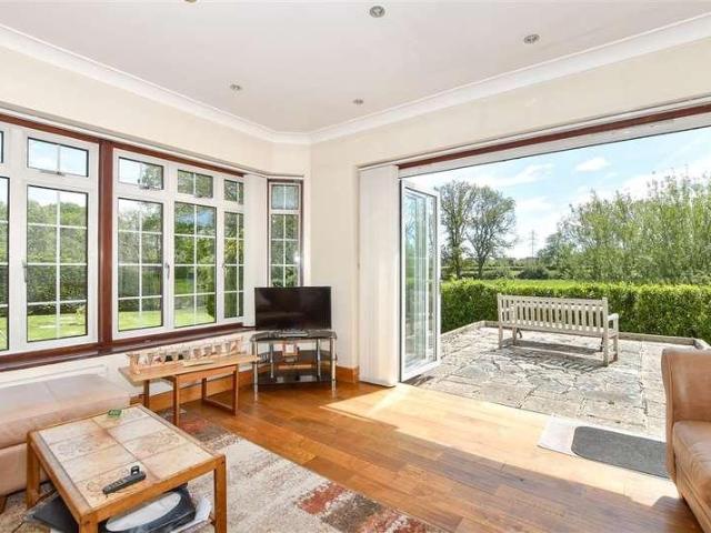 House for sale in Salfords, Reigate and Banstead