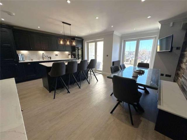 House for sale in Sovereign Harbour, Eastbourne