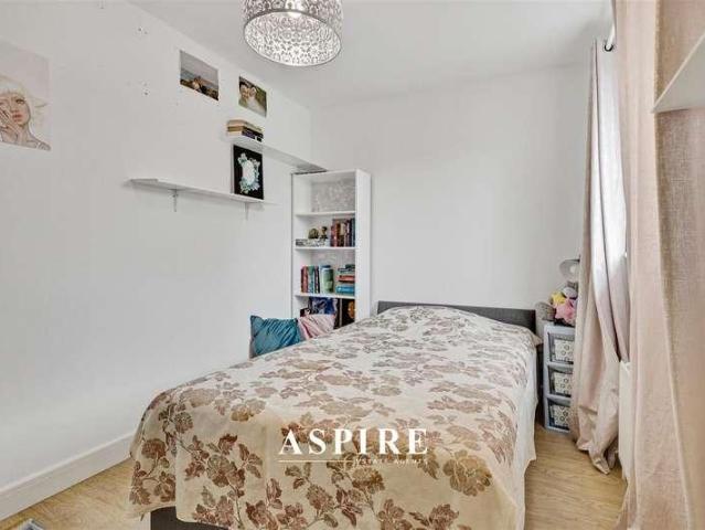 House for sale in Vange, Essex