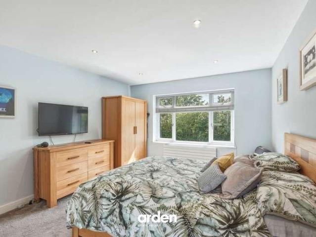 House for sale in Stoke Pound, Bromsgrove