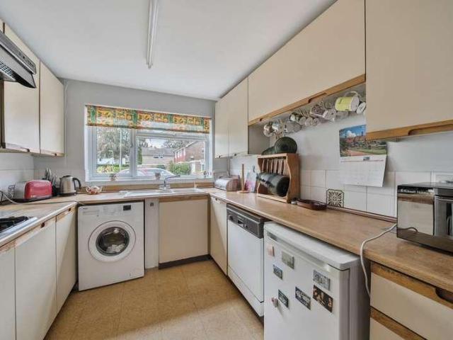House for sale in Horsell, Woking