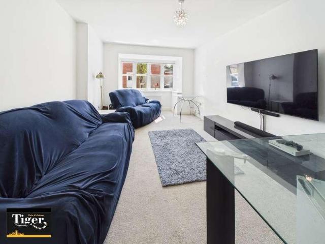 House for sale in Middleforth, Firbank