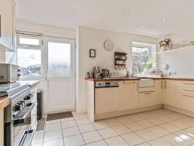 House for sale in Lawrence Hill, Wales