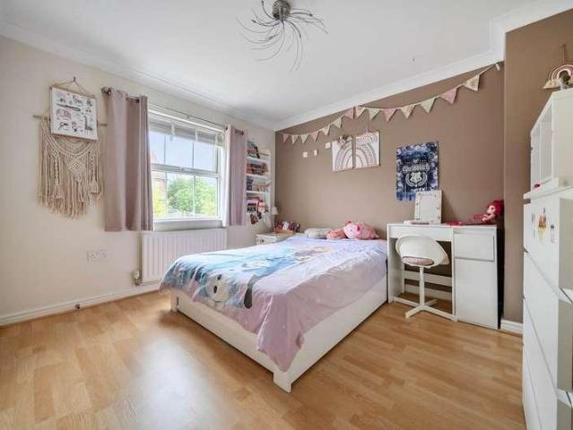 House for sale in Bedford