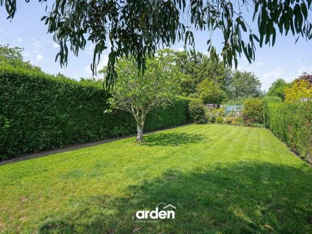House for sale in Bromsgrove, Worcestershire