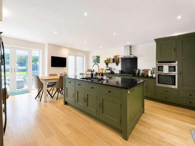 House for sale in Ashton upon Mersey, Trafford Park