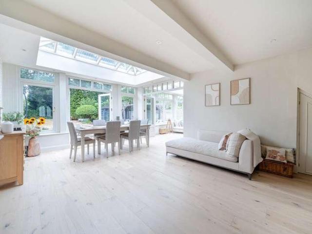 House for sale in Whiteley Village, Blackhills