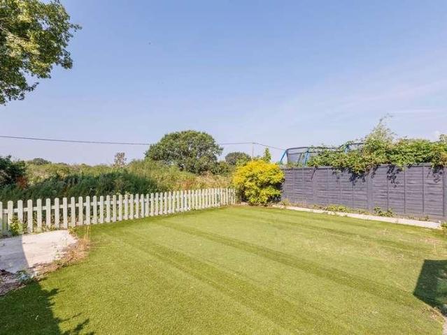 House for sale in Holyport, Bray