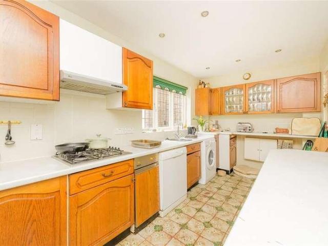 House for sale in Debden Green, Epping
