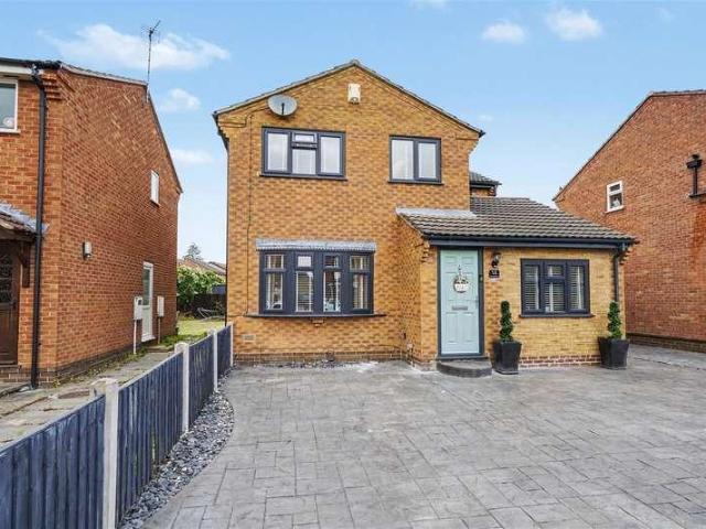 House for sale in Caldermill, East Midlands