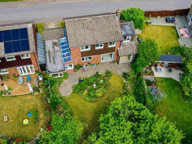House for sale in Pouchen End, Hertfordshire