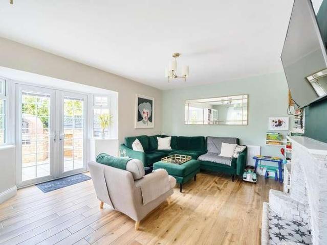 House for sale in Ruislip, London Borough of Hillingdon