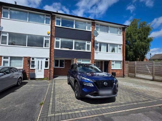 House for sale in Heald Green, Greater Manchester