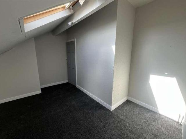 House for sale in Milnsbridge, Kirklees
