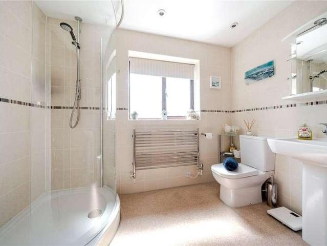 House for sale in Ashmore Green, West Berkshire