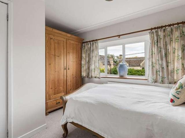 House for sale in Ashton Keynes, Wiltshire