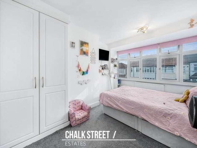 House for sale in Emerson Park, Greater London