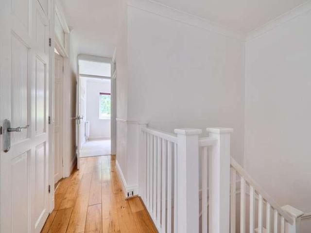 House for sale in Woodside Park, Greater London