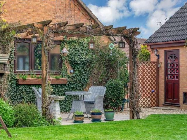 House for sale in Barholm, Lincolnshire