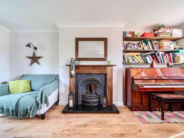 House for sale in Mark