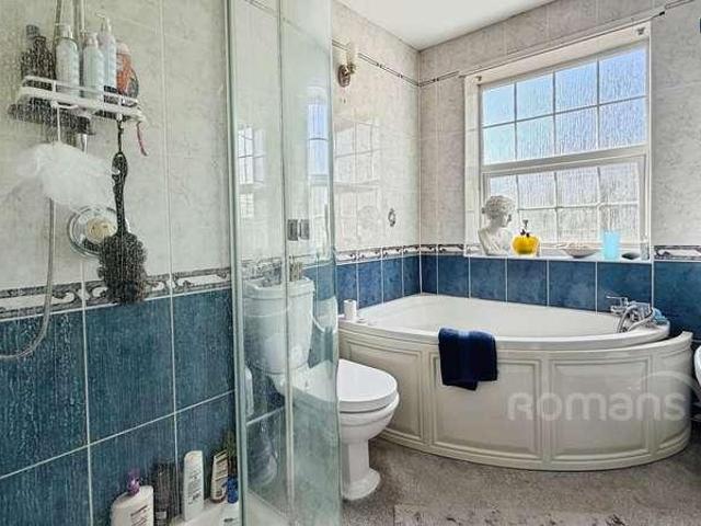 House for sale in Aldershot, Hampshire
