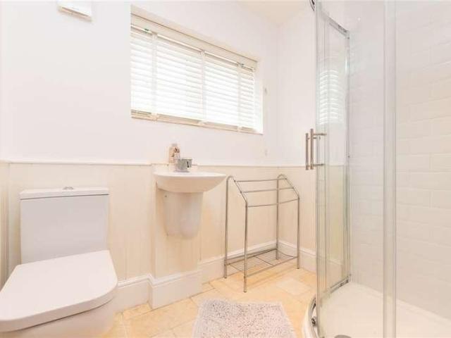 House for sale in Meopham Green, Gravesham