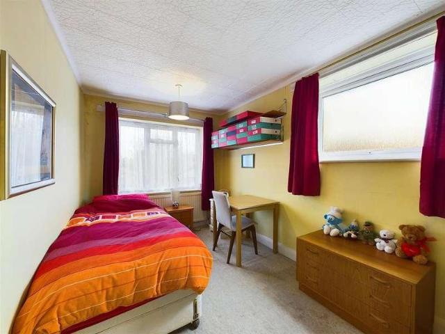 House for sale in Ruislip, Eastcote