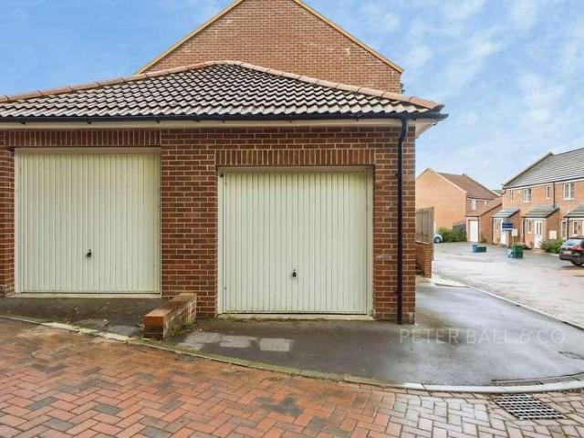 House for sale in Oakley, Golden Valley