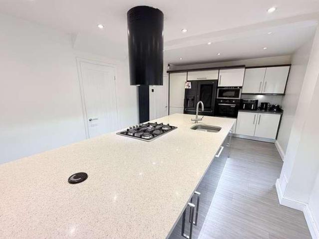 House for sale in Burtonwood and Westbrook, Warrington