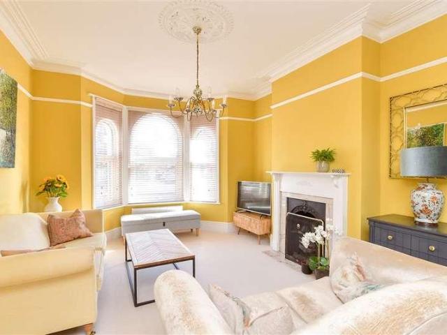 House for sale in Broadwater, Worthing