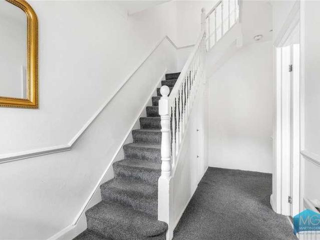 House for sale in Whetstone, Greater London