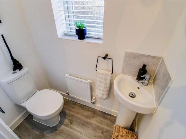 House for sale in Dewsbury, Kirklees