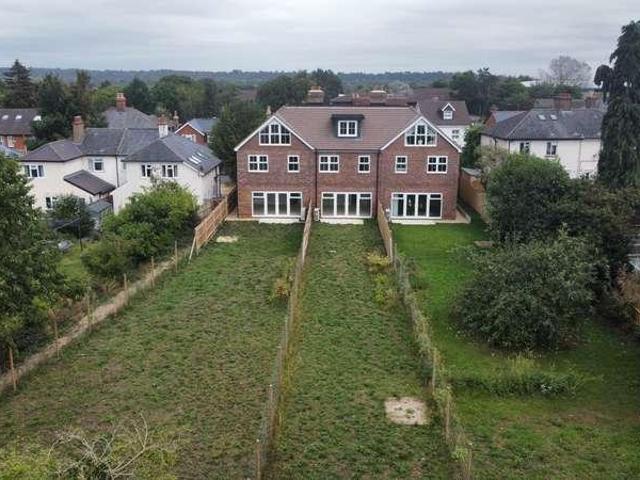 House for sale in Windsor, Furze Platt