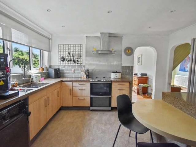 House for sale in Weir Quay, Devon