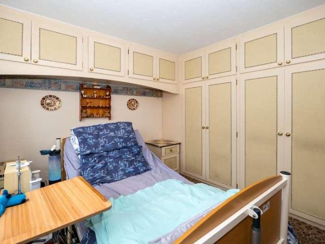House for sale in Elmfield, Leicestershire