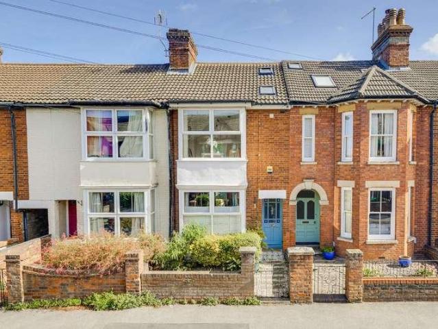 House for sale in Leighton-Linslade, Leighton Buzzard