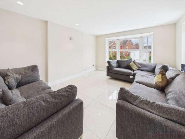 House for sale in Stanford On Avon, Leicestershire