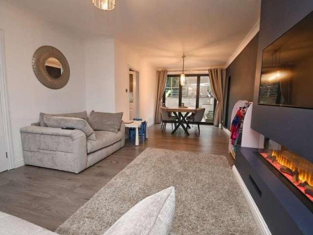 House for sale in Staincross, South Yorkshire